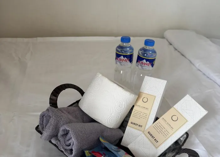 Apartahotel Shore Residences Casa Maeley *