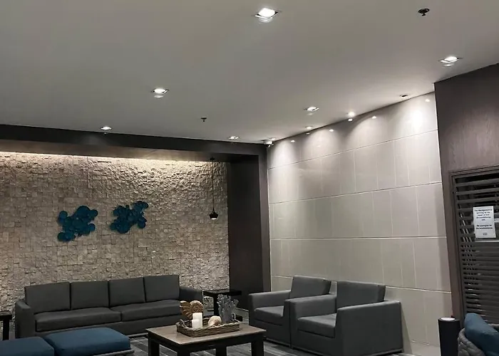 Shore Residences Casa Maeley Apartahotel *