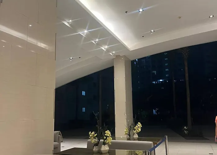 Apartahotel Shore Residences Casa Maeley Manila